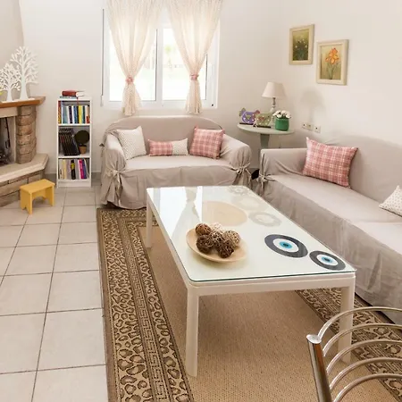 Landhaus Grandmum's Counrty House /faliraki Faliraki